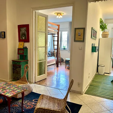 Daire Cosy Art Flat At Downtown Budapeşte
